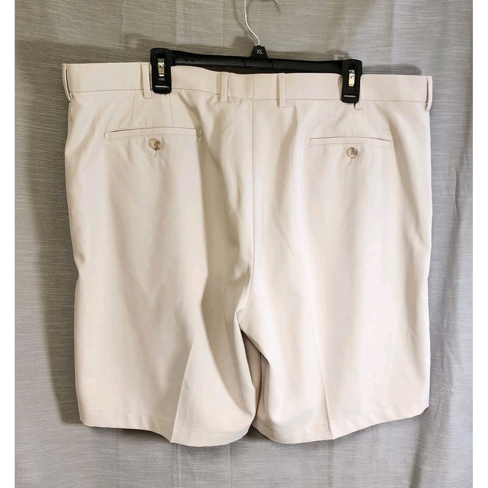 Peter Millar Crown Chino Golf Performance Wicking Shorts Size 42 Beige Stone